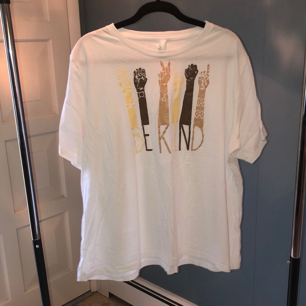 BE KIND TSHIRT XXXL